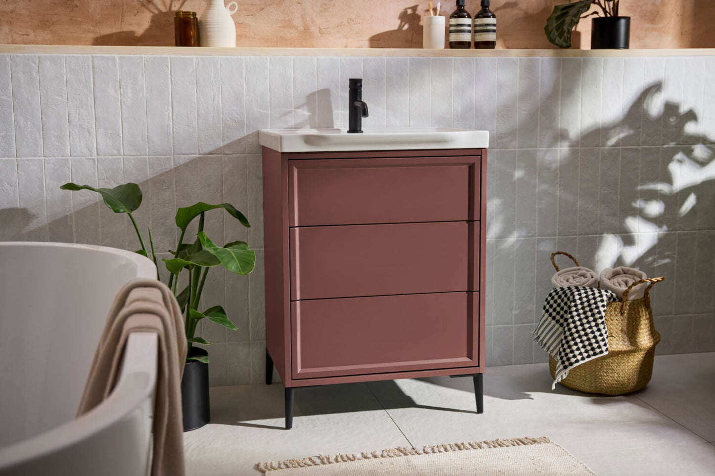 Bota 500 Cabinet